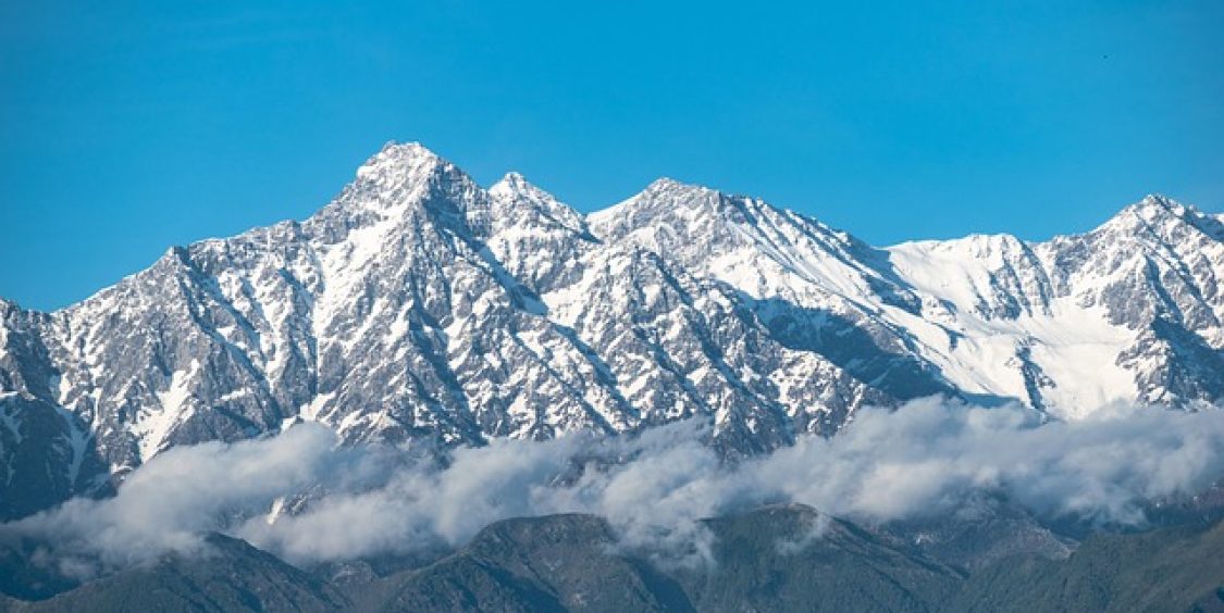 mountain-8187621_640